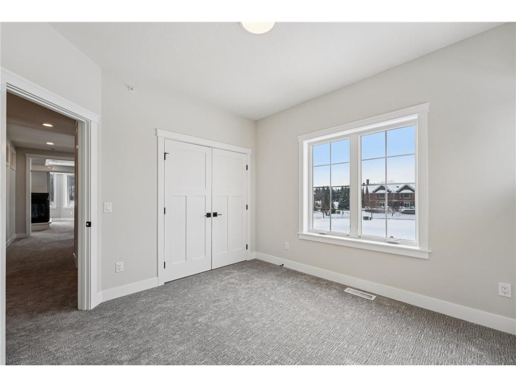 10814 Falling Water Lane #D Woodbury MN 55129 7003929 image30