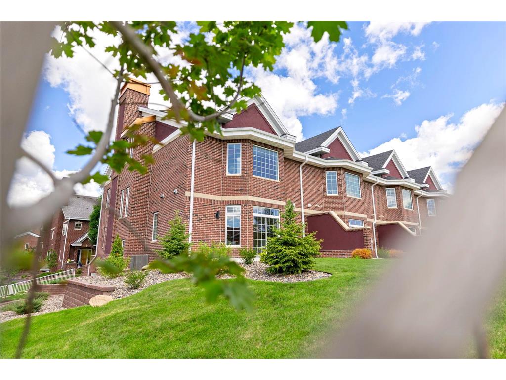 10814 Falling Water Lane #D Woodbury MN 55129 7003929 image68