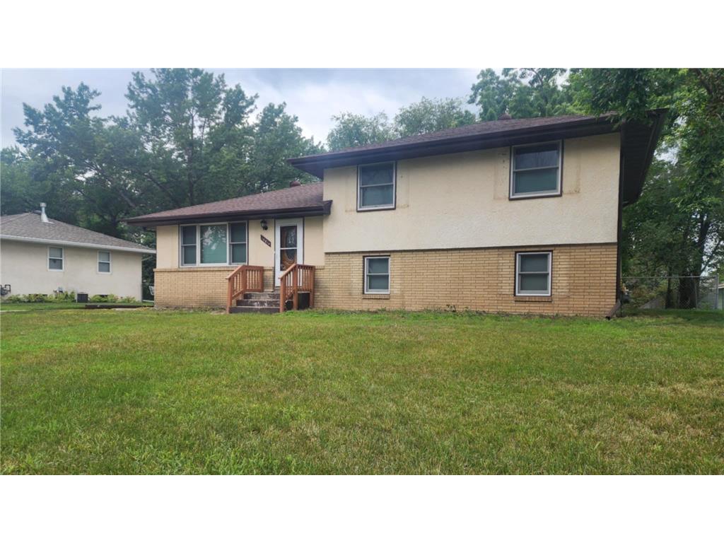 10814 Quincy Boulevard NE Blaine MN 55434 6572665 image1