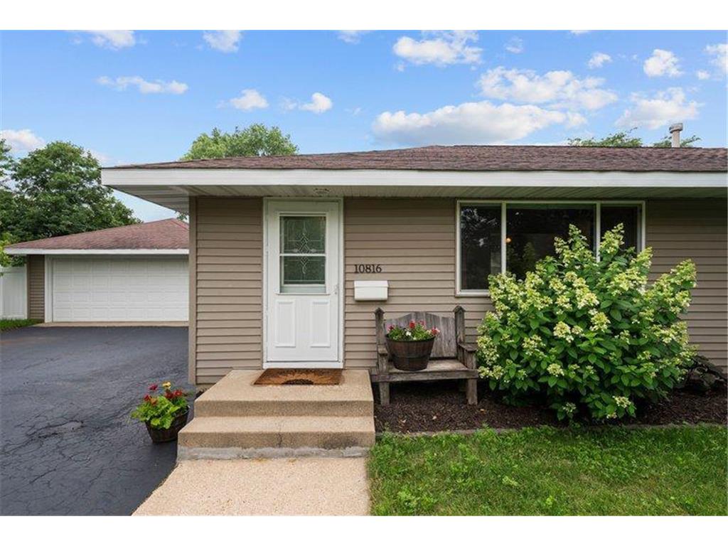 10816 Stanley Avenue S Bloomington MN 55437 7107751 image3