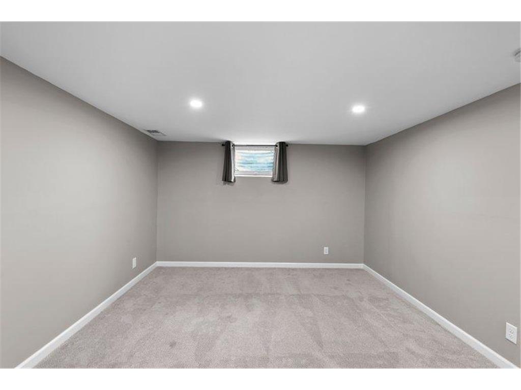 10816 Stanley Avenue S Bloomington MN 55437 7107751 image35