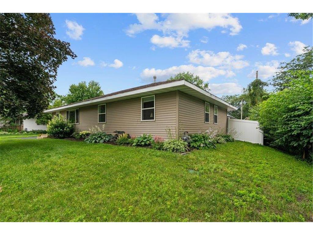 10816 Stanley Avenue S Bloomington MN 55437 7107751 image48