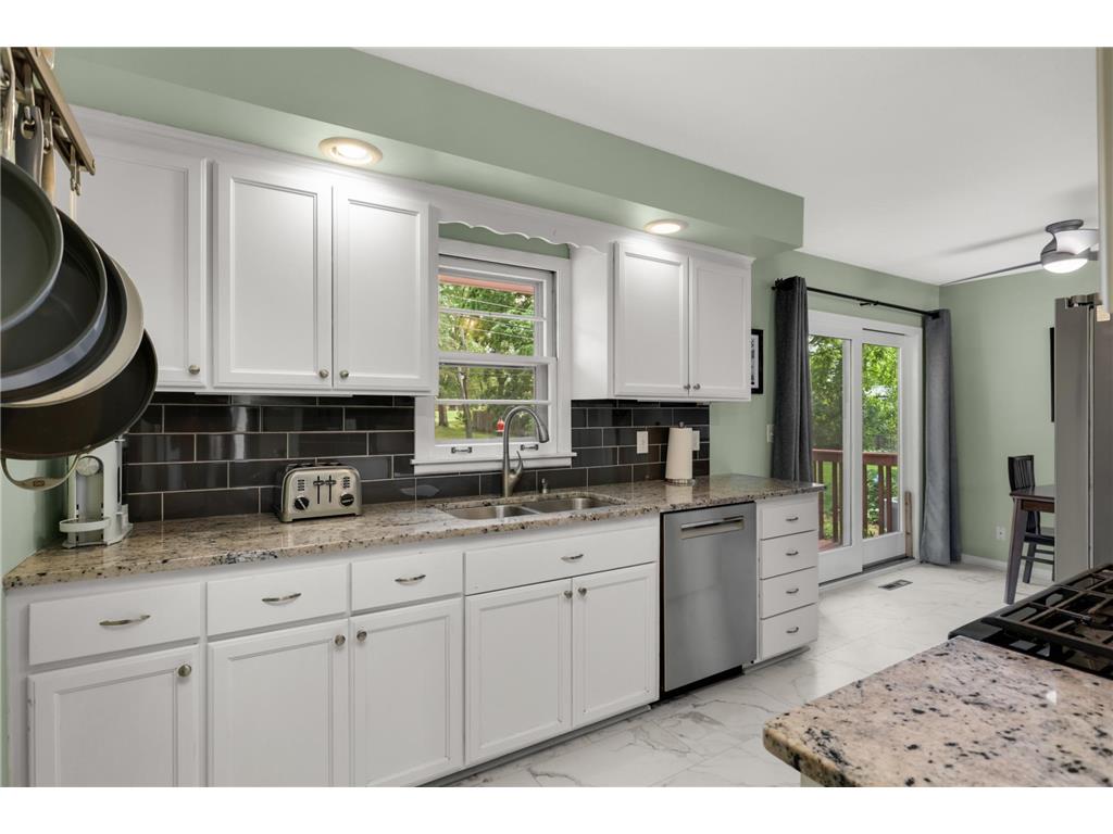 10816 Toledo Circle Bloomington MN 55437 7072431 image10