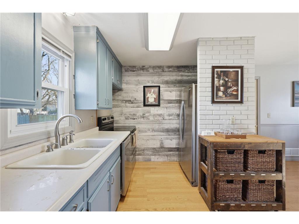 10819 President Drive NE Blaine MN 55434 7054697 image17