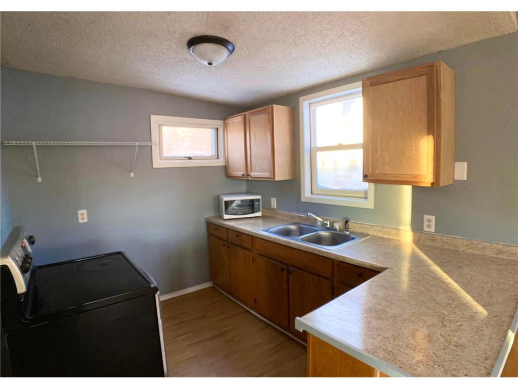 1082 Payne Avenue Saint Paul MN 55130 7001655 image22