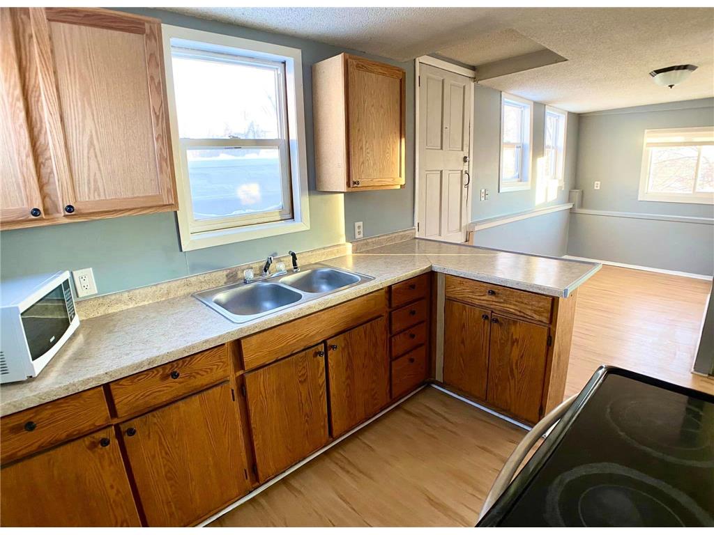 1082 Payne Avenue Saint Paul MN 55130 7001655 image26