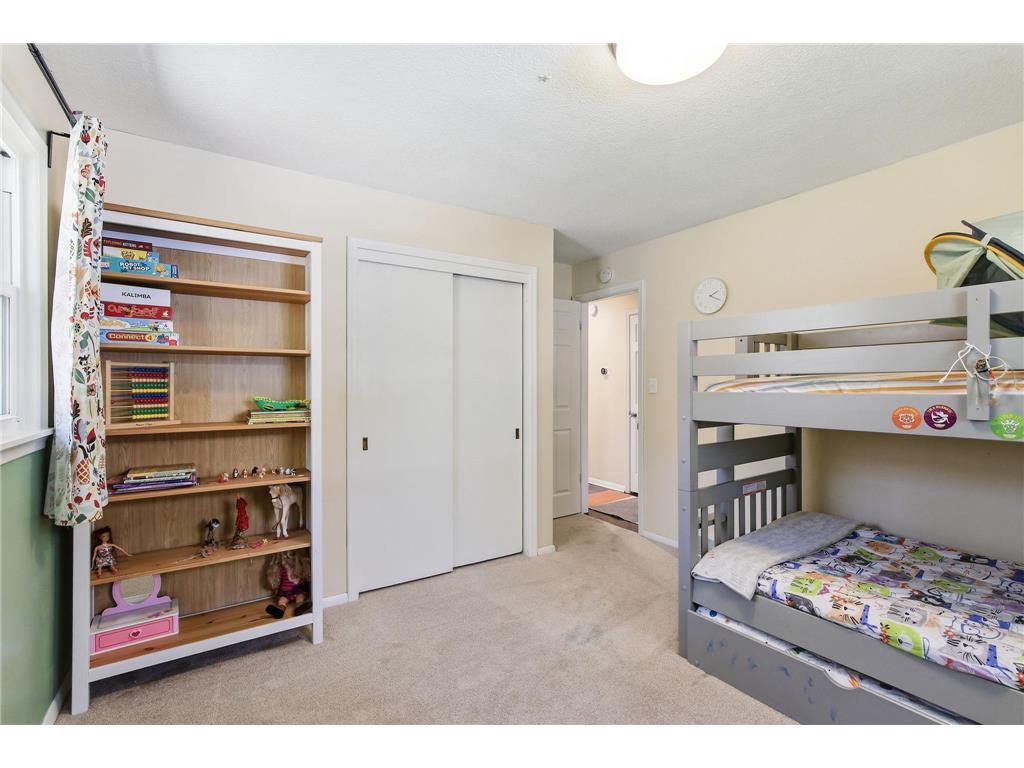 1082 Prior Avenue S Saint Paul MN 55116 7040738 image17