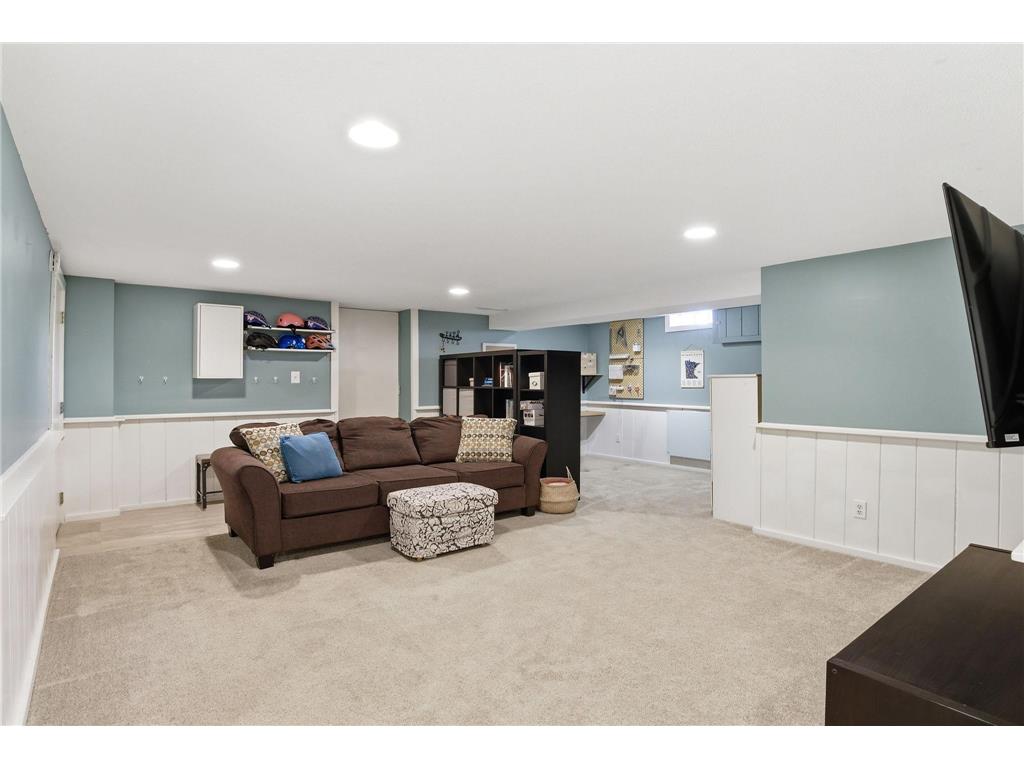 1082 Prior Avenue S Saint Paul MN 55116 7040738 image22