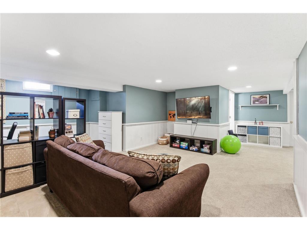 1082 Prior Avenue S Saint Paul MN 55116 7040738 image23