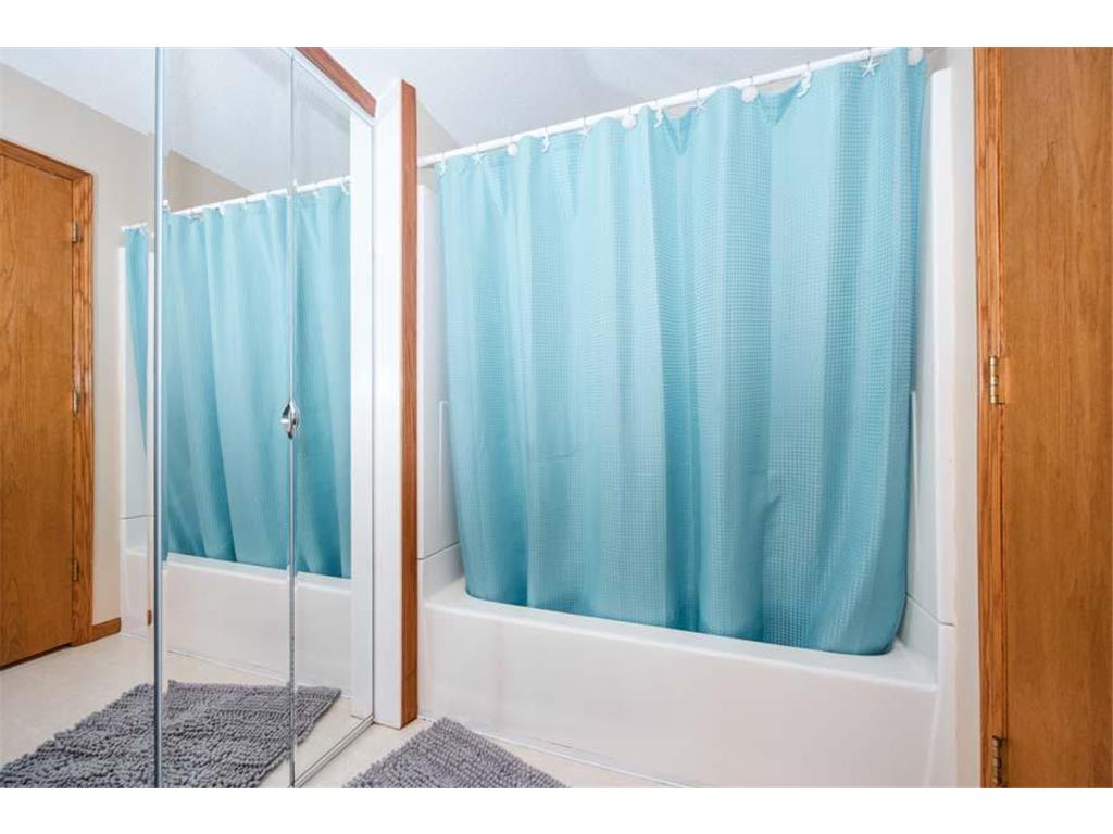 1082 W Lake Drive Detroit Lakes MN 56501 - Detroit 6823720 image63