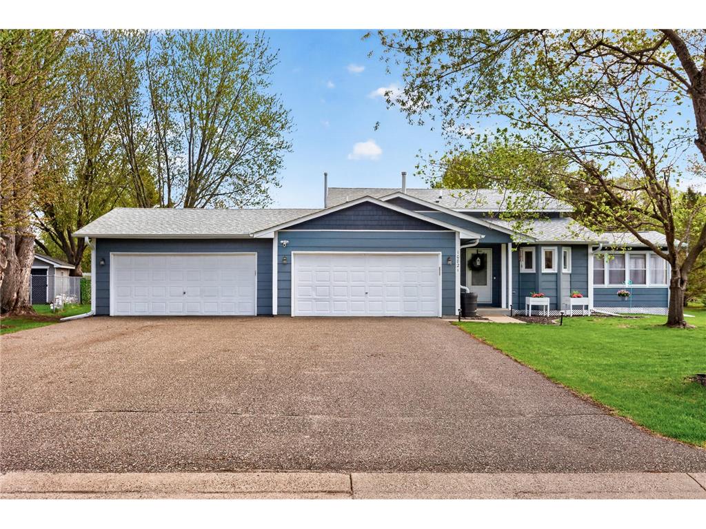 10821 Packard Street NE Blaine MN 55014 7065260 image1