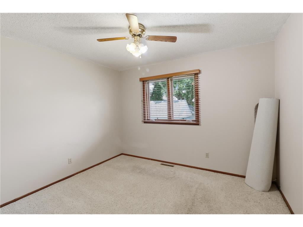 10824 95th Place N Maple Grove MN 55369 7093457 image19