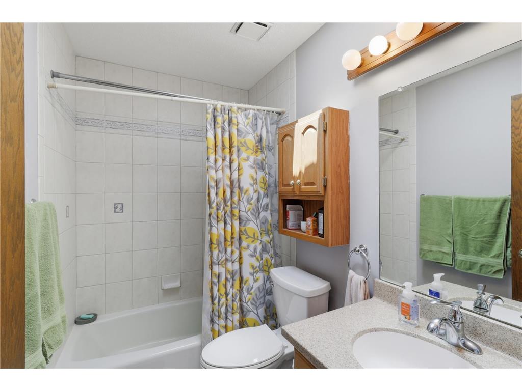 10824 95th Place N Maple Grove MN 55369 7093457 image20