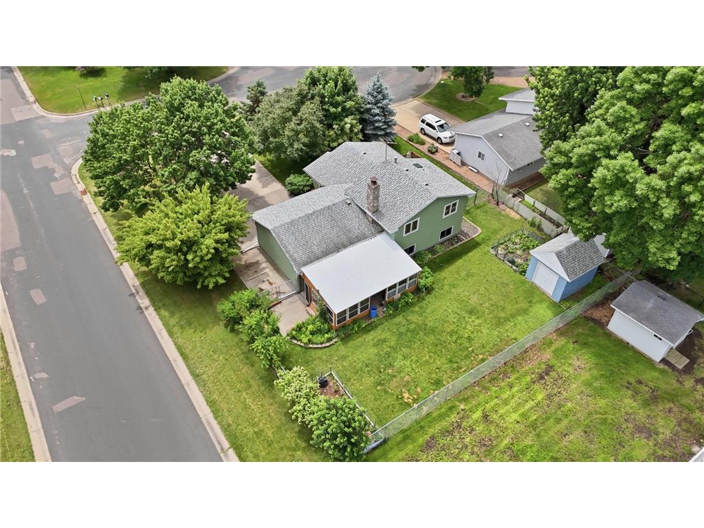 10824 95th Place N Maple Grove MN 55369 7093457 image6