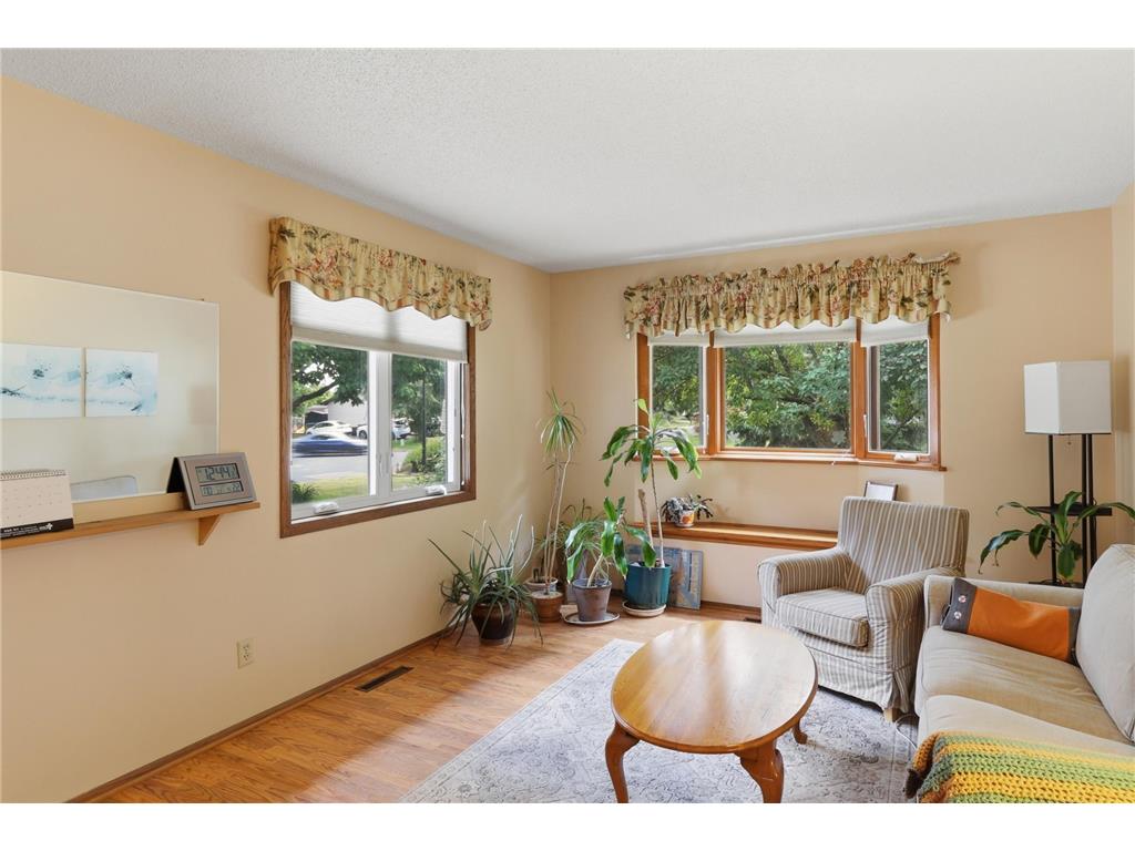 10824 95th Place N Maple Grove MN 55369 7093457 image8
