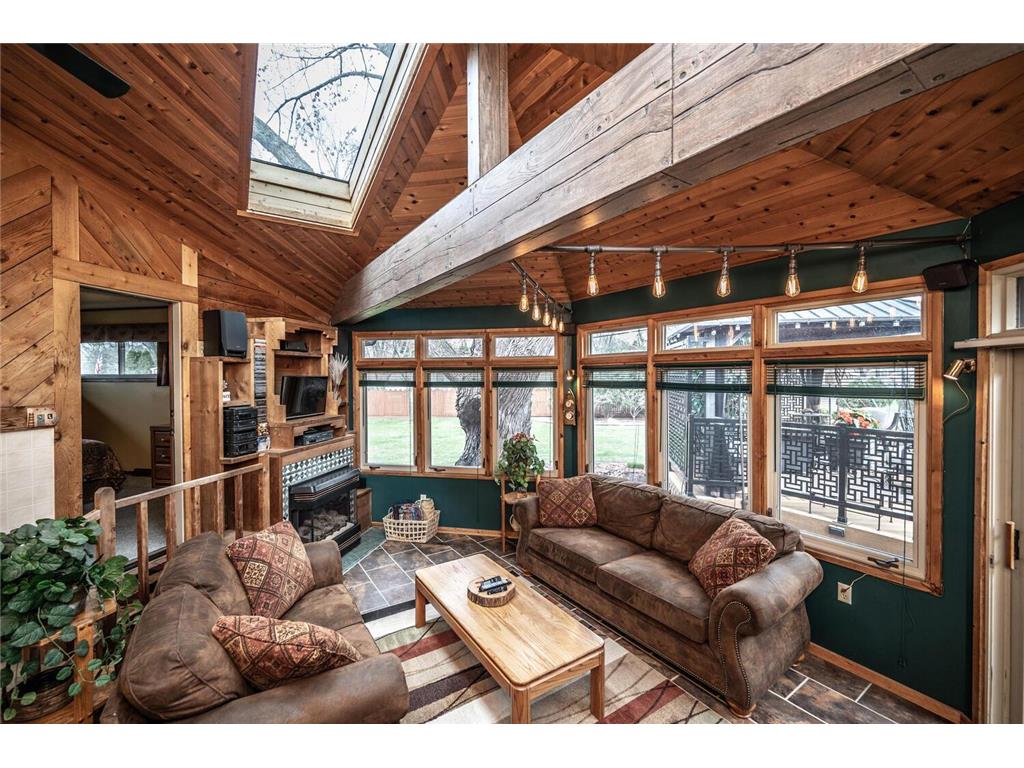 10825 Stanley Avenue S Bloomington MN 55437 6708528 image1