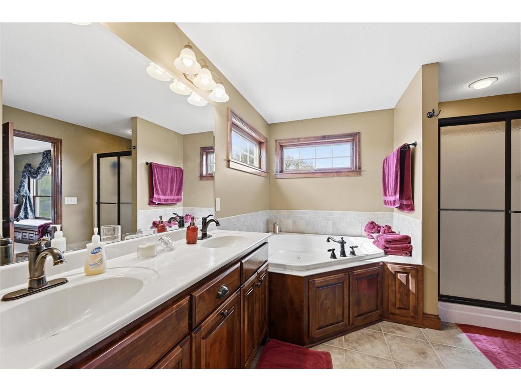 10827 Jersey Drive N Brooklyn Park MN 55445 7053349 image27