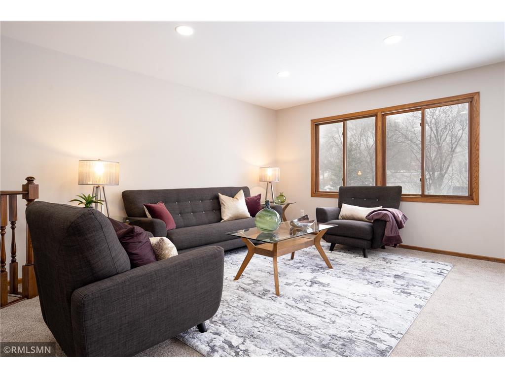 10828 95th Avenue N Maple Grove MN 55369 6339424 image1