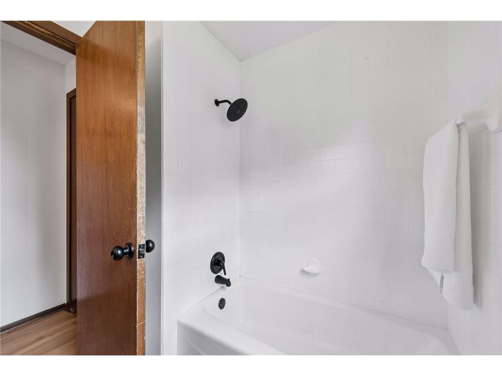 1083 126th Lane NE Blaine MN 55434 7086629 image21