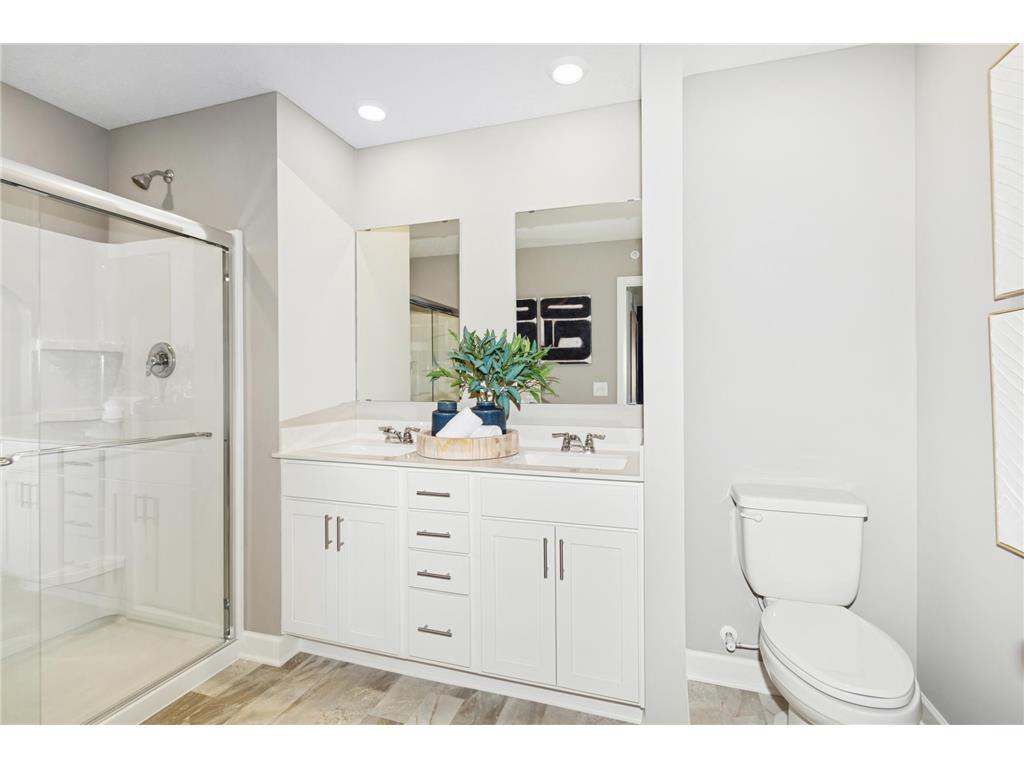 1083 Anmeadle Row Rosemount MN 55068 7019024 image10