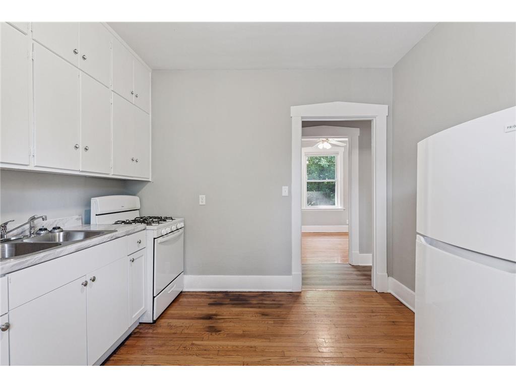 1083 Chatsworth Street N Saint Paul MN 55103 7028228 image22