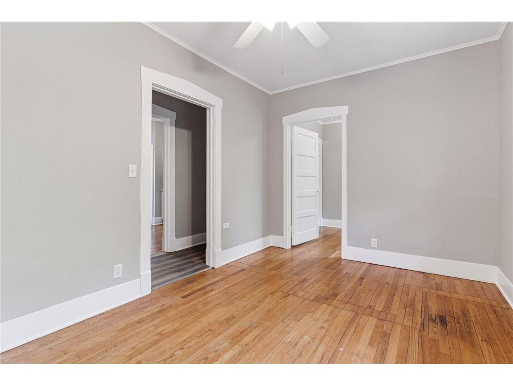 1083 Chatsworth Street N Saint Paul MN 55103 7028228 image25