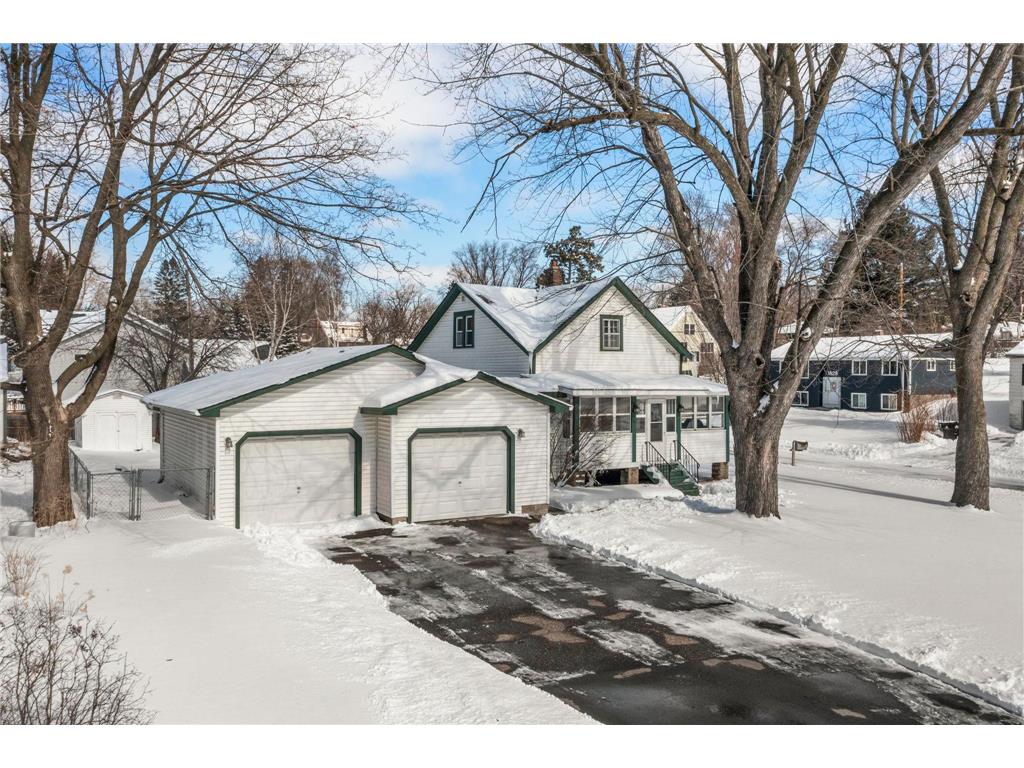 1083 Gordon Avenue Maplewood MN 55109 7033783 image1