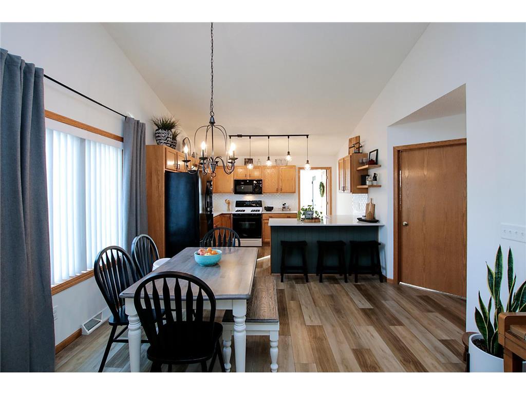 1083 Prairie View Drive SW Hutchinson MN 55350 6485609 image1