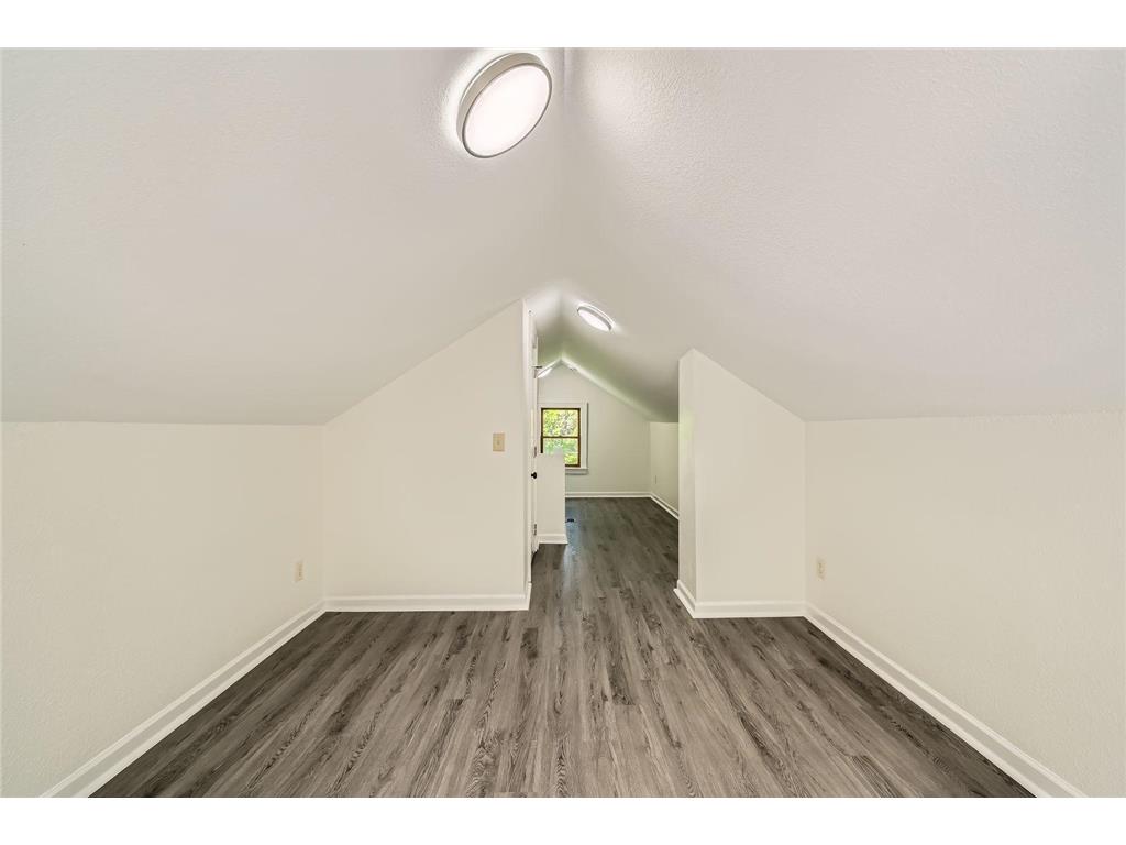 1083 Western Avenue N Saint Paul MN 55117 6745006 image17