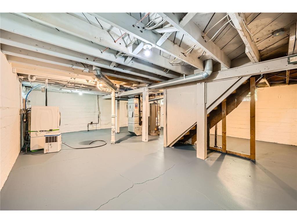 1083 Western Avenue N Saint Paul MN 55117 6745006 image22