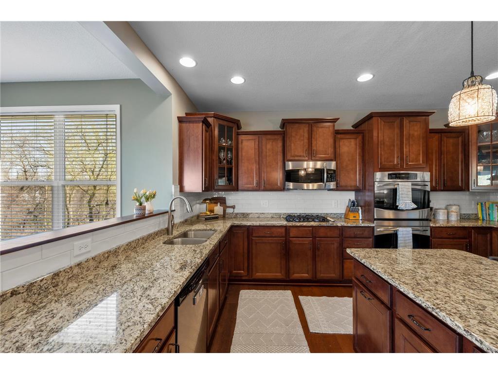 10834 Knollwood Court Woodbury MN 55129 7052399 image23
