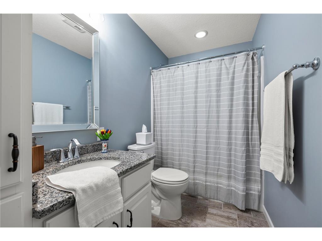 10834 Knollwood Court Woodbury MN 55129 7052399 image42