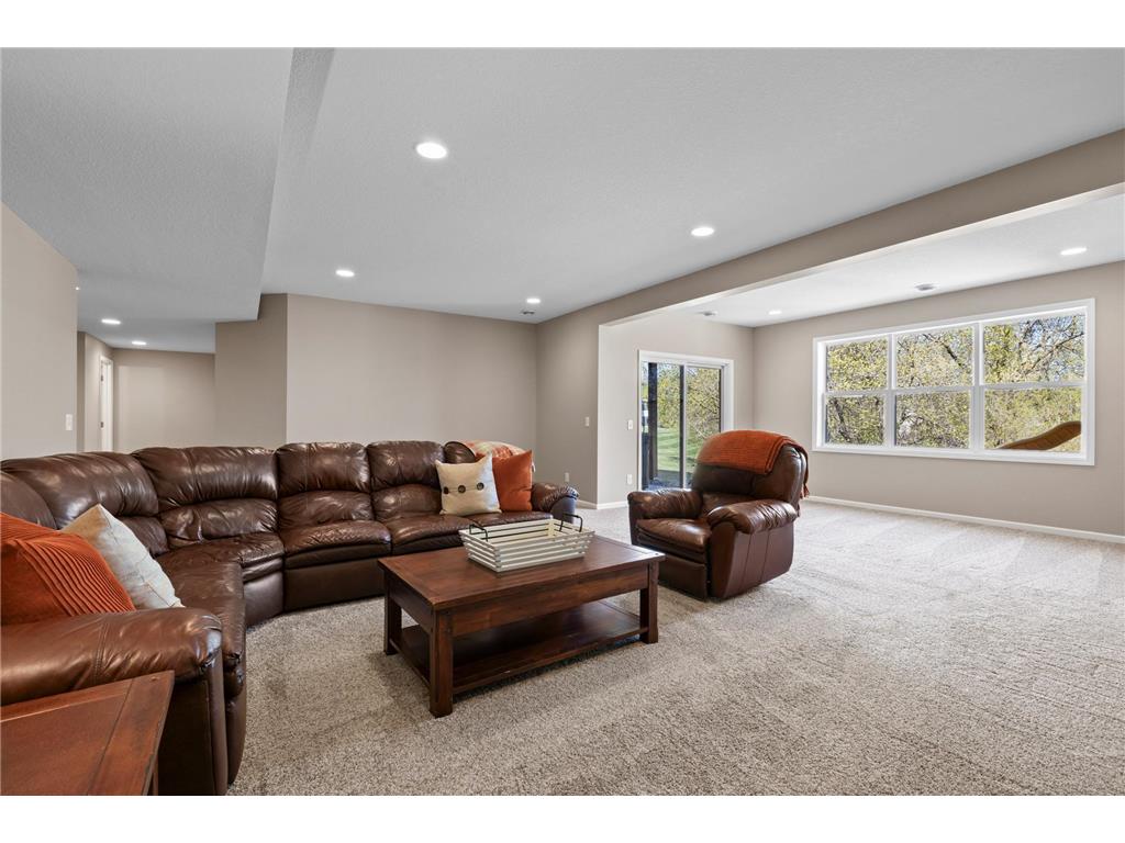 10834 Knollwood Court Woodbury MN 55129 7052399 image47