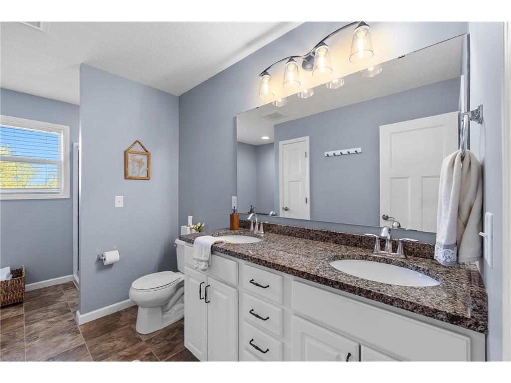10834 Knollwood Court Woodbury MN 55129 7052399 image69