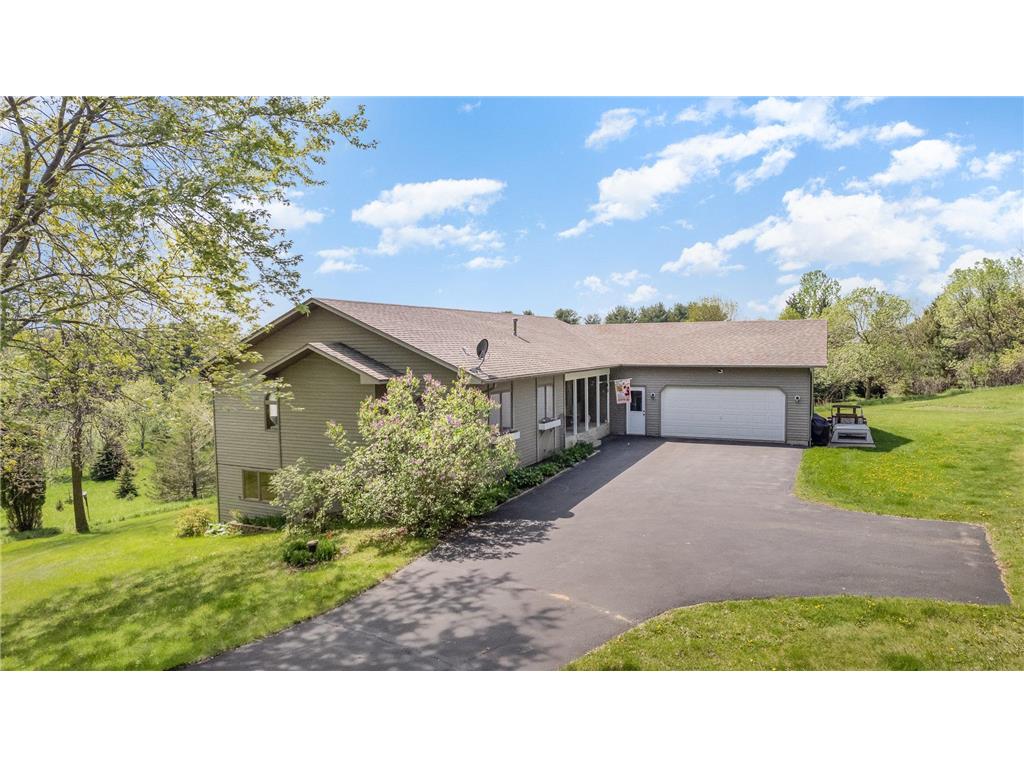 1084 110th Street Warren Twp WI 54023 6373409 image1