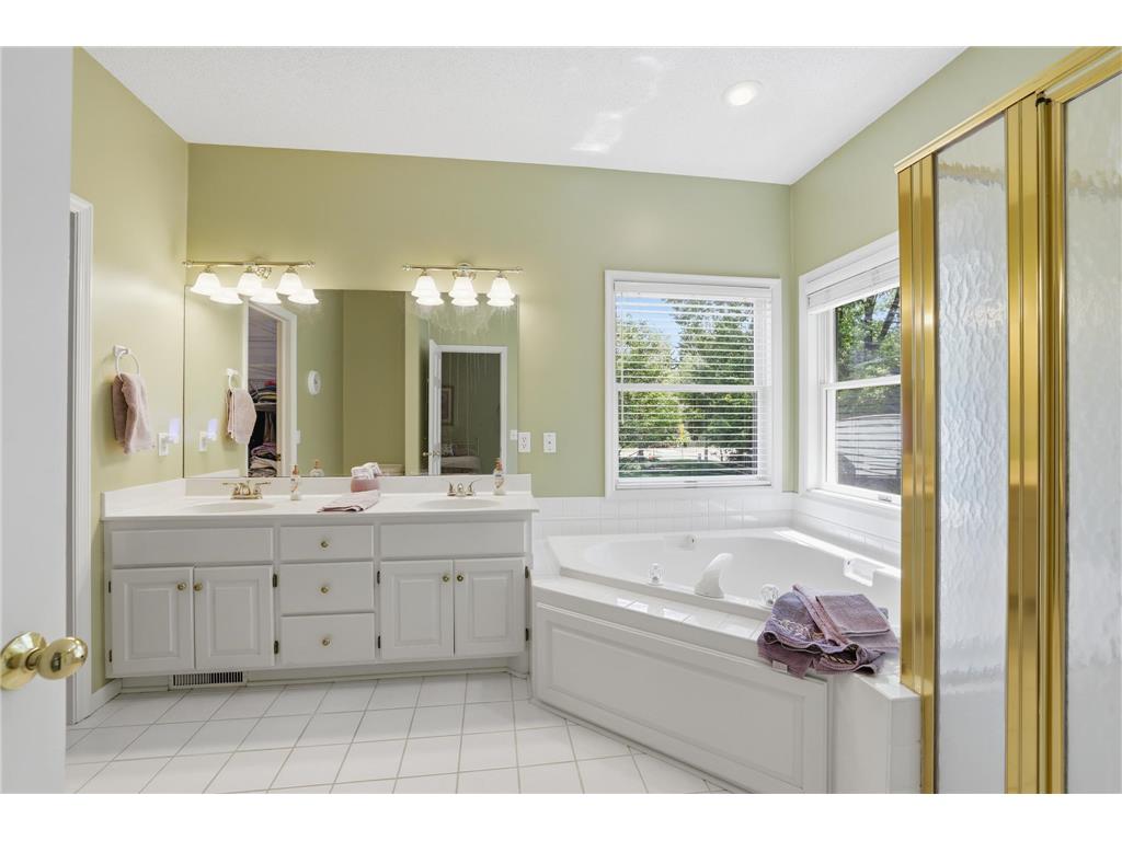 1084 Tamberwood Court Woodbury MN 55125 7076262 image24