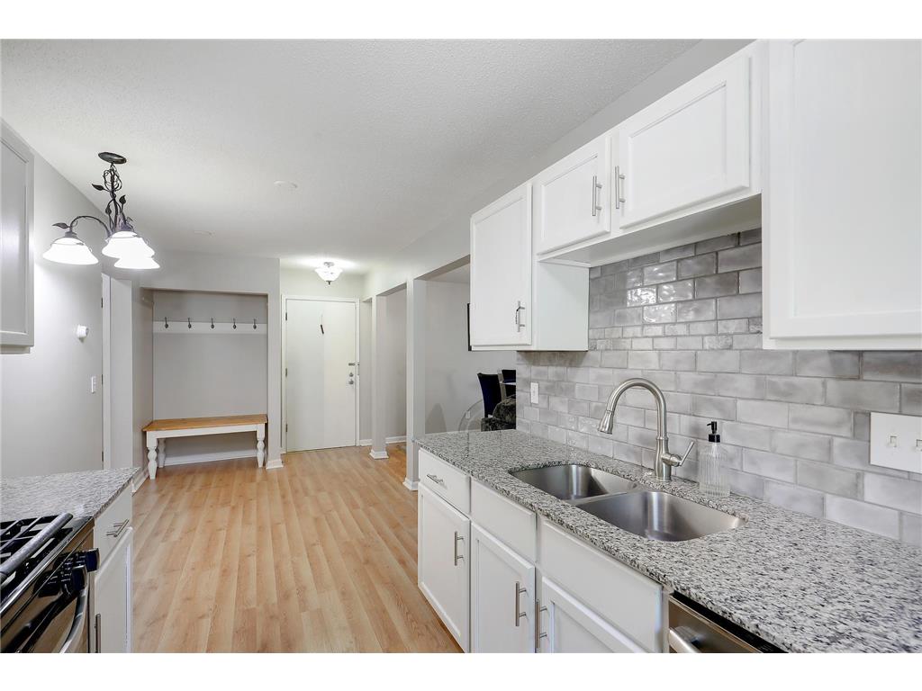 10840 Rockford Road #212 Plymouth MN 55442 7094858 image4