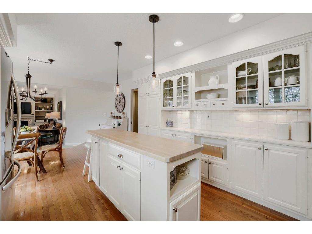 1085 Oak Circle Medina MN 55391 7065040 image10