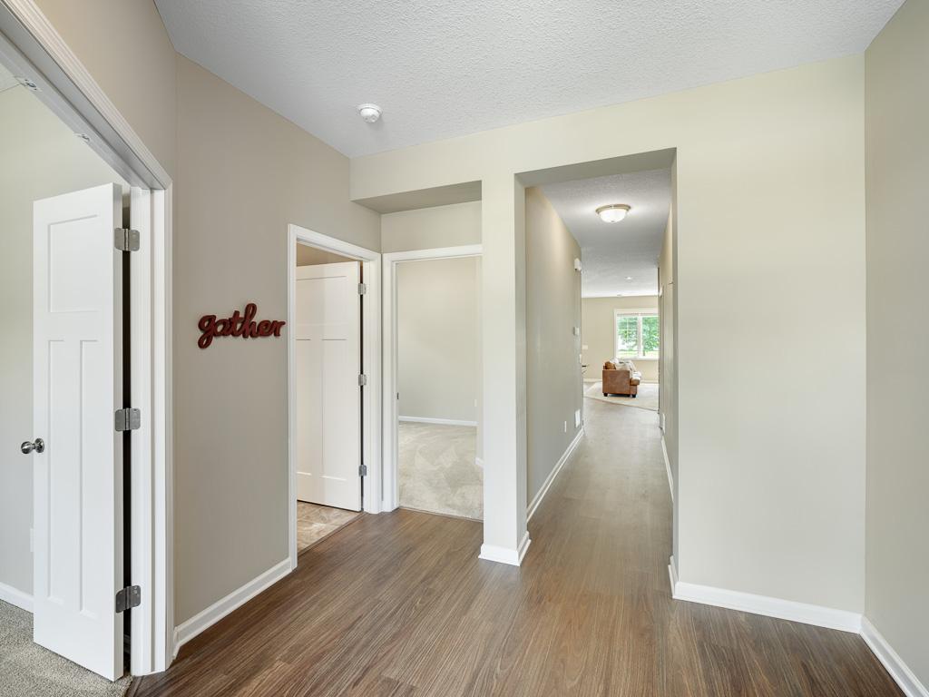 1085 Roselyn Drive Victoria MN 55386 7061189 image4
