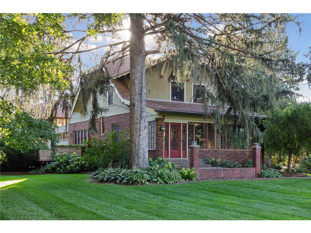 1085 Ryan Avenue W Roseville MN 55113 6820666 image1
