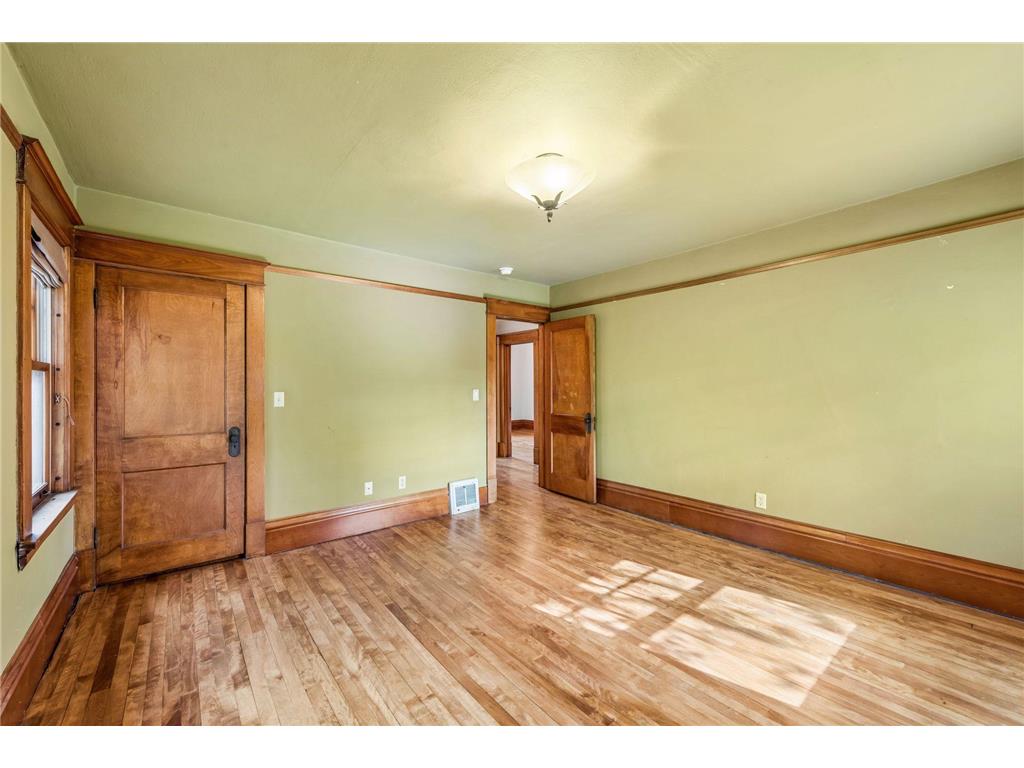 1085 Ryan Avenue W Roseville MN 55113 6820666 image24