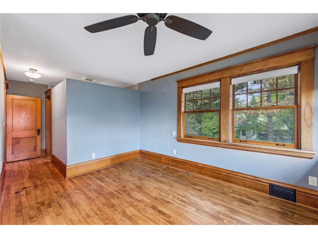 1085 Ryan Avenue W Roseville MN 55113 6820666 image26