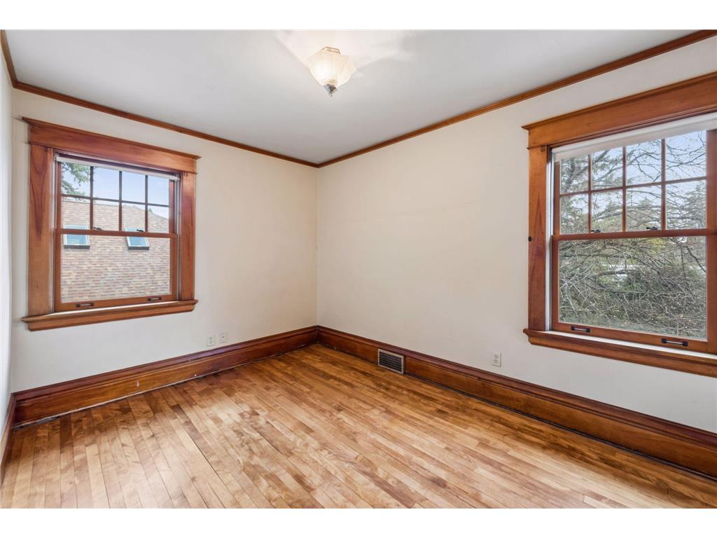 1085 Ryan Avenue W Roseville MN 55113 6820666 image30