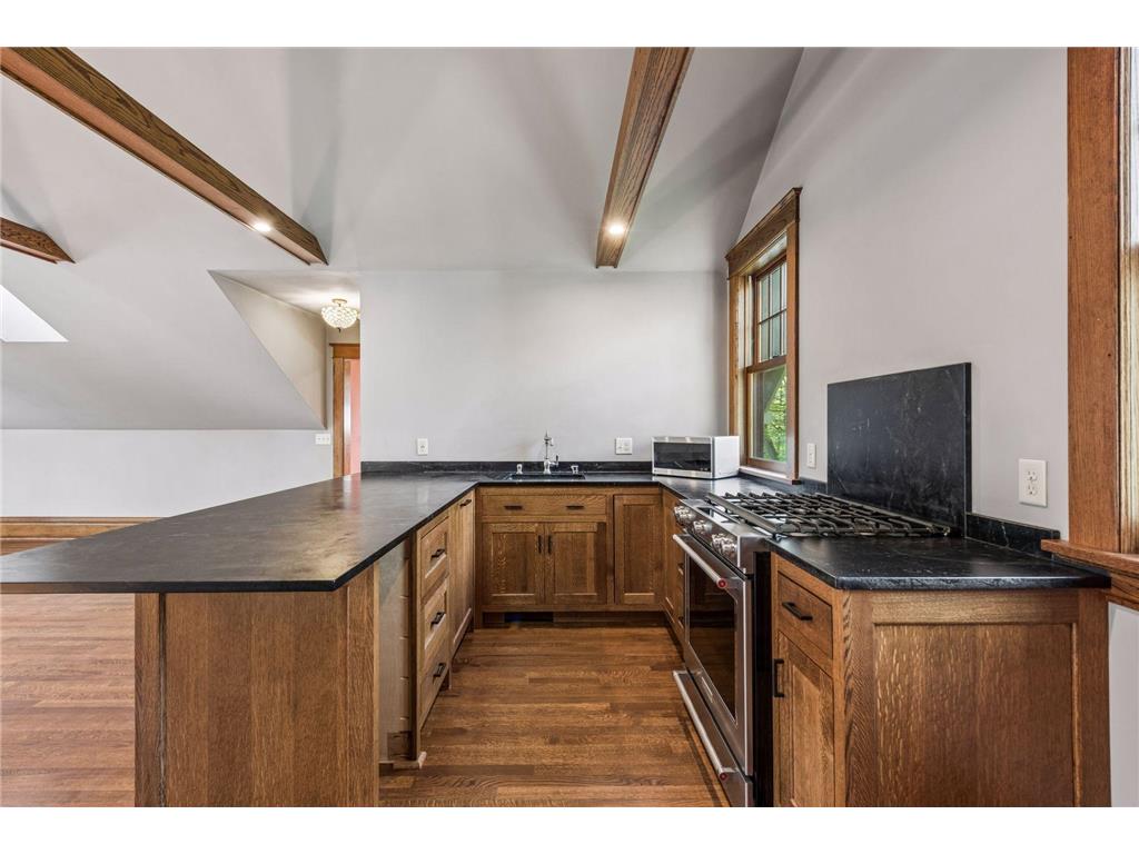 1085 Ryan Avenue W Roseville MN 55113 6820666 image37