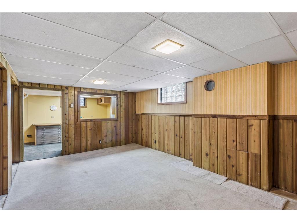 1085 Ryan Avenue W Roseville MN 55113 6820666 image42