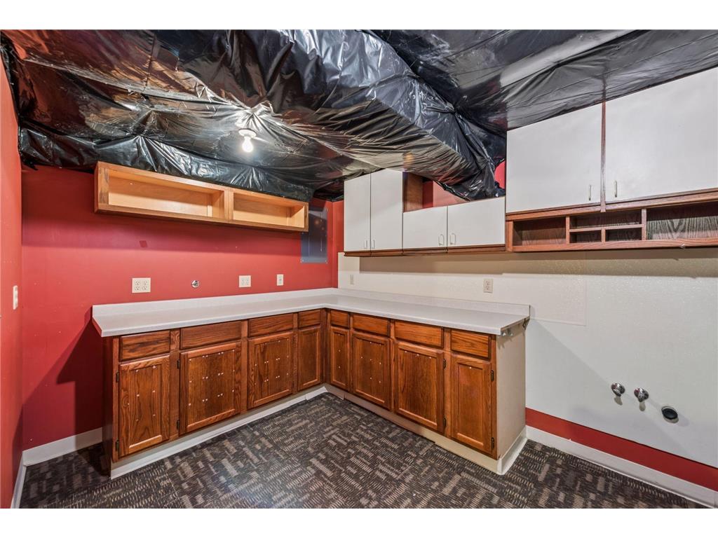 1085 Ryan Avenue W Roseville MN 55113 6820666 image44