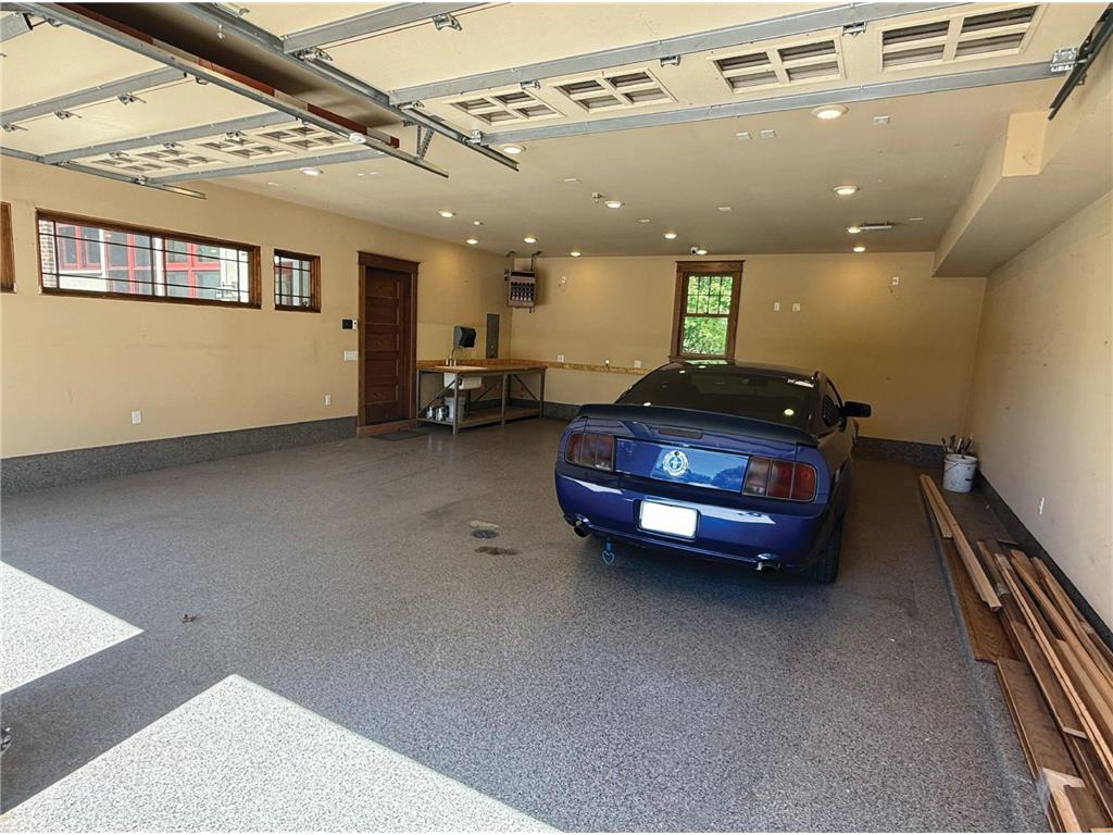 1085 Ryan Avenue W Roseville MN 55113 6820666 image45