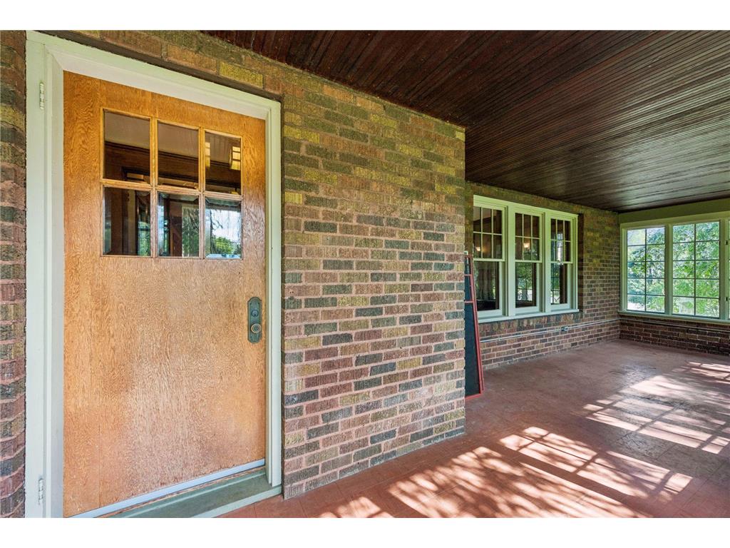 1085 Ryan Avenue W Roseville MN 55113 6820666 image7