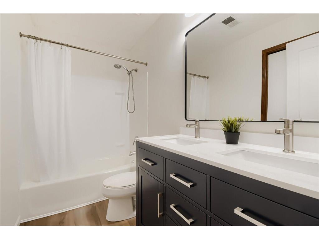 10855 Avocet Street NW Coon Rapids MN 55433 7072546 image23
