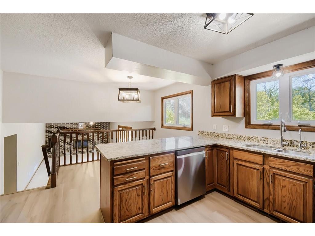 10855 Avocet Street NW Coon Rapids MN 55433 7072546 image3